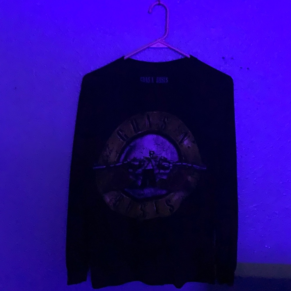 Guns N’ Roses shirt